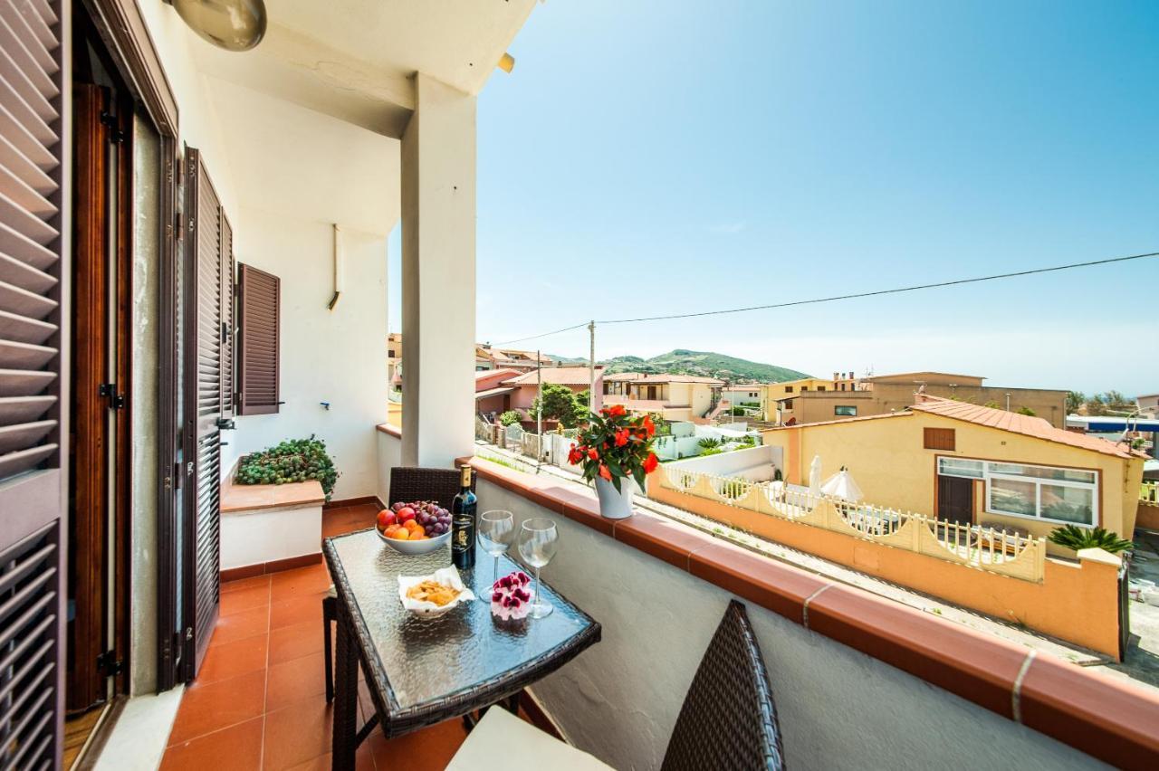 Bed and Breakfast La Casa Di Mannazzotta 1 Кастельсардо Экстерьер фото