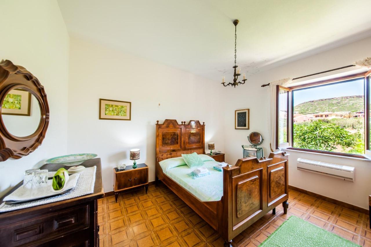 Bed and Breakfast La Casa Di Mannazzotta 1 Кастельсардо Экстерьер фото